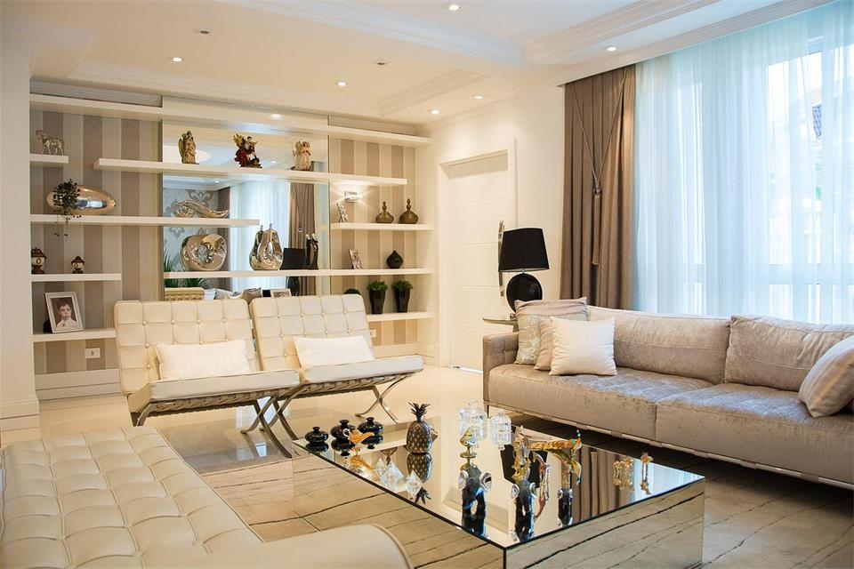 What is the Enduring Appeal of Heritage-Inspired Living